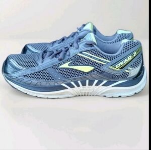 Brooks DYAD 7 Athletic Run Walk Hike Tennis Shoe Sneaker Gray Silver Women 8.5